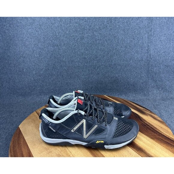 New Balance Shoes - New Balance Minimus Winter Run Vibram Sole Trail Shoes WT20SB Womens Sz 8.5